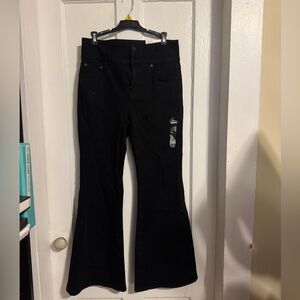 NWT American Eagle super high rise black size 10 short flare jeans